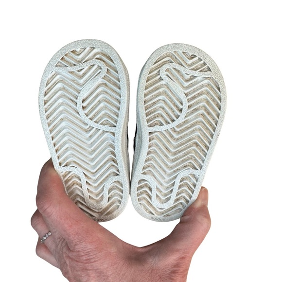 ADIDAS Baby Toddler 4K Superstar 3 Stripe Leather Sneakers White With Navy Blue - Picture 11 of 15